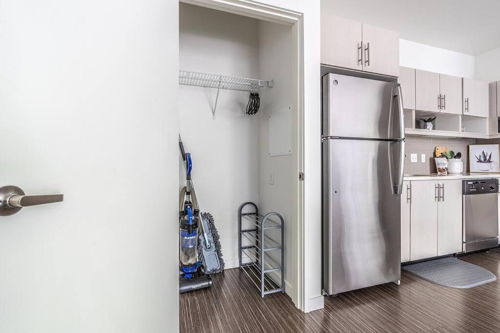 One Bedroom Luxury Apartment Seattle Esterno foto