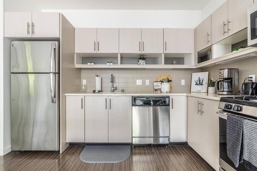 One Bedroom Luxury Apartment Seattle Esterno foto