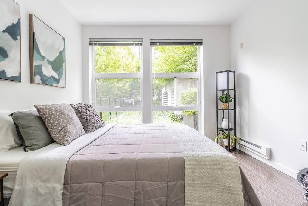 One Bedroom Luxury Apartment Seattle Esterno foto